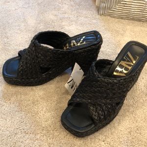 ZARA PLATFORM WOOVEN SANDALS BRAND NEW